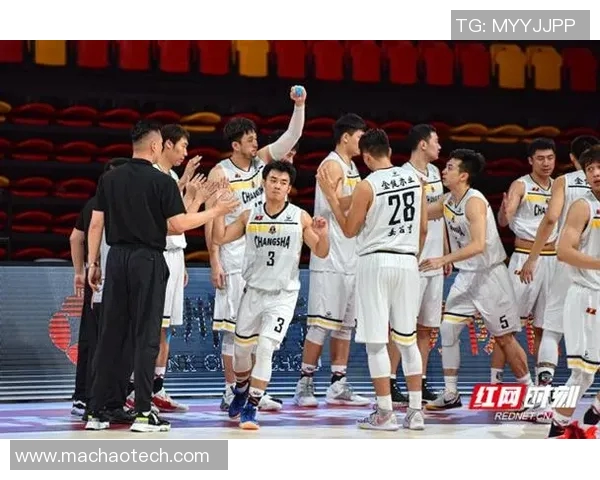 重庆篮球队与北京篮球队赛后分析实力对比与战术探讨